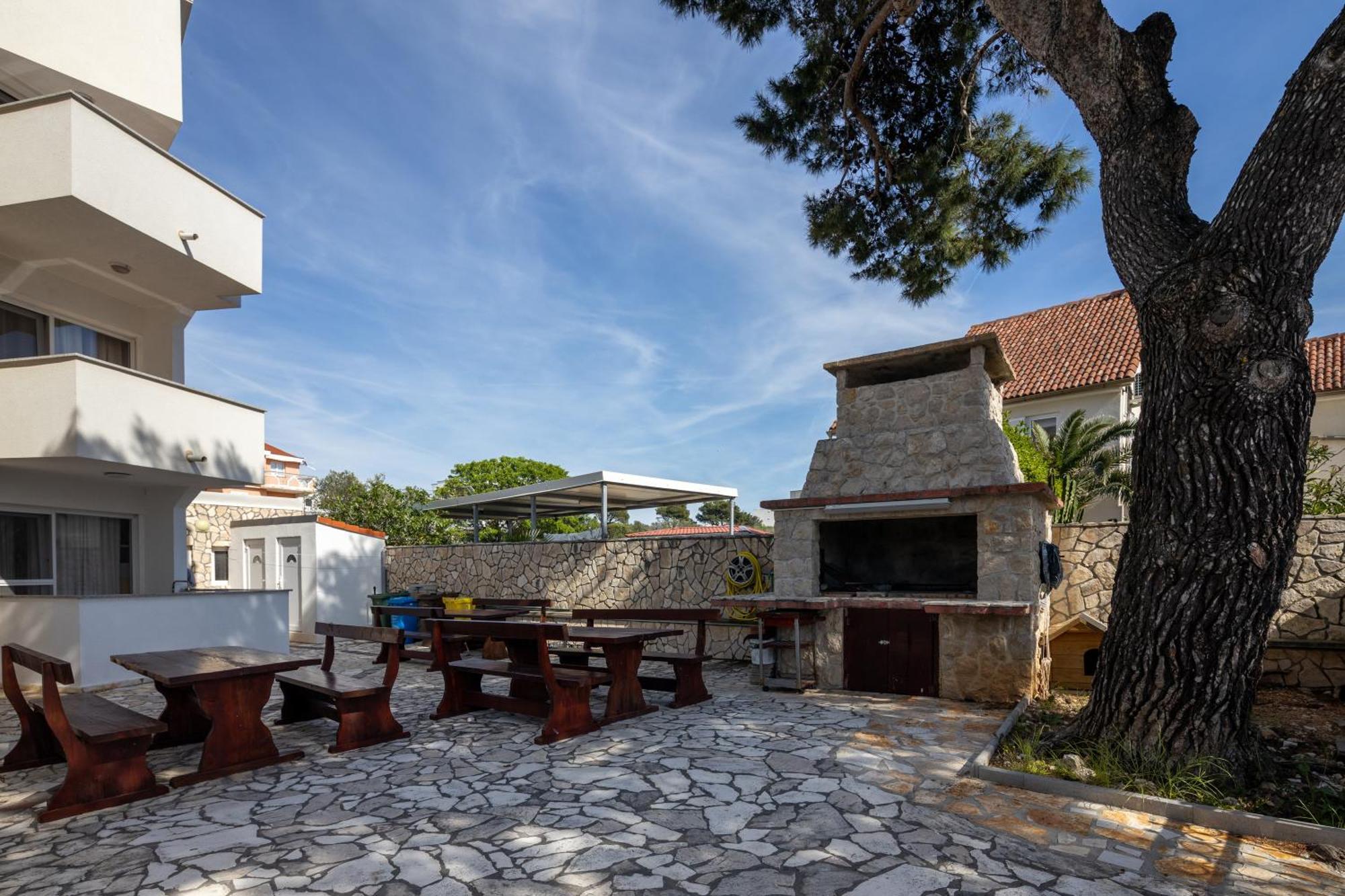 Apartments Eddy Veselica نوفاليا المظهر الخارجي الصورة