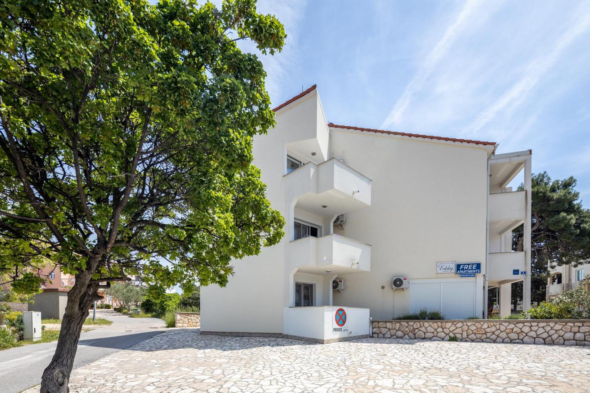 Apartments Eddy Veselica نوفاليا المظهر الخارجي الصورة