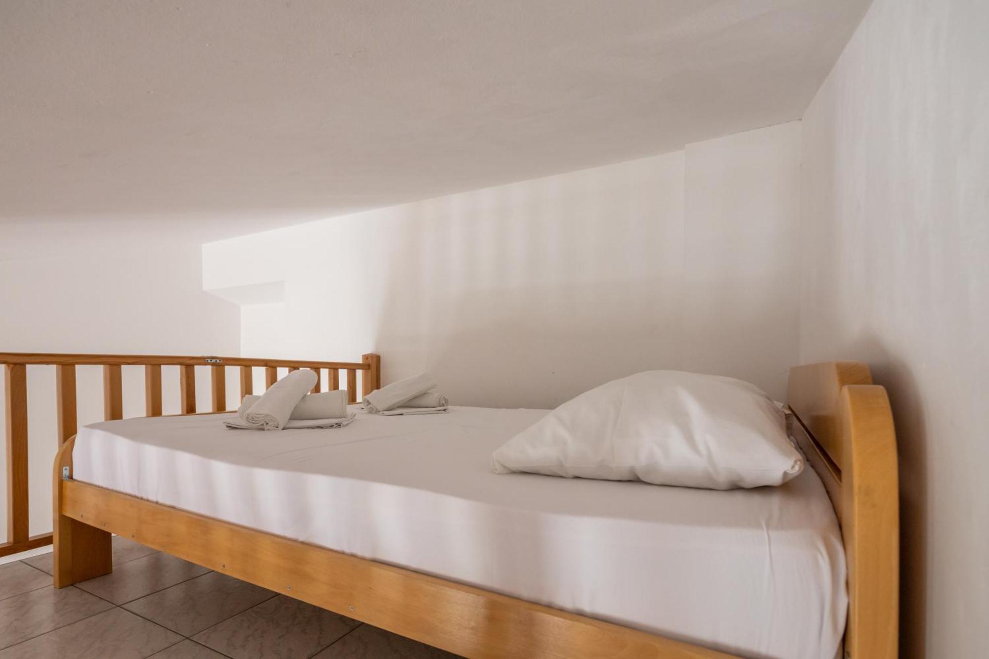 Apartments Eddy Veselica نوفاليا الغرفة الصورة